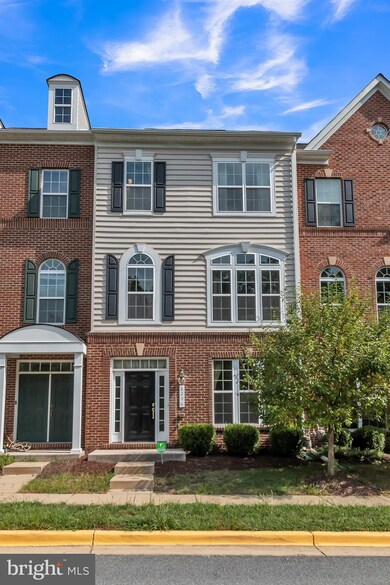 8206 Riggos Way, Landover, MD 20785 - photo 7