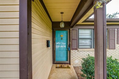 848 Jerry Ln, Bedford, TX 76022 - photo 5