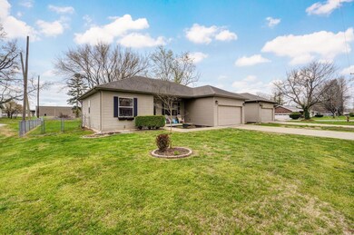198 W Walnut St, Nixa, MO 65714 - photo 3