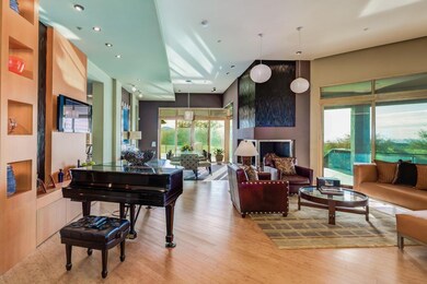 006_Living Room