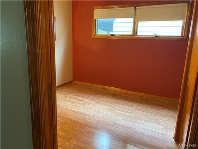 13 7th Ave, North Tonawanda, NY 14120 - photo 4