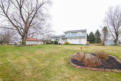 436 Larch Ln, Nazareth, PA 18064 - photo 3