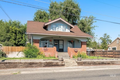 710 12th St, Clarkston, WA 99403 - photo 2