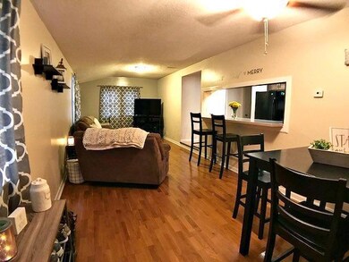 412 Coshocton Ave, Thornville, OH 43076 - photo 4