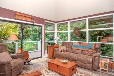 Living Room - View 2 (1280x850)