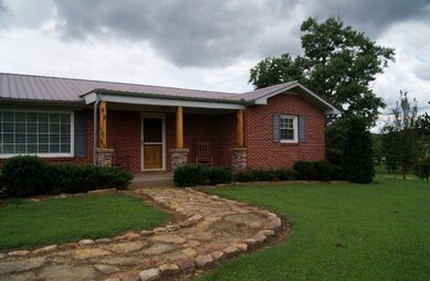 9042 Spring Creek Rd, Cookeville, TN 38506 - photo 2