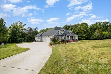 2015 Roadrunner Rd, Clover, SC 29710 - photo 4
