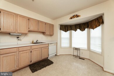 5786 E Boniwood Turn, Clinton, MD 20735 - photo 4