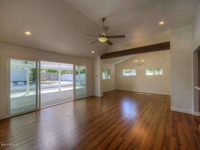 005_Great and Dining Room