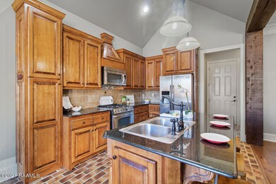 320 Lafittes Landing-3