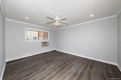 100 Friendly Ct unit FC92, Babylon, NY 11702 - photo 5
