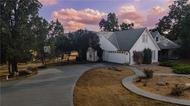 28840 Gleneagle Ct, Tehachapi, CA 93561 - photo 2