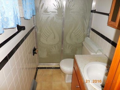 1270 Gumwood Dr, Columbus, OH 43229 - photo 6