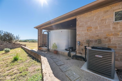 109 Ranchers Club Ln, Driftwood, TX 78619 - photo 4