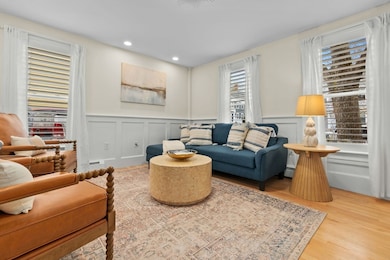 13 Broad St, Newburyport, MA 01950 - photo 6