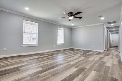 501 W Milam St, Ennis, TX 75119 - photo 5