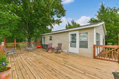 1607 Bunyard Rd, Alvin, TX 77511 - photo 4