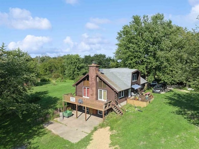 19523 V Ave, Columbus Junction, IA 52738 - photo 2