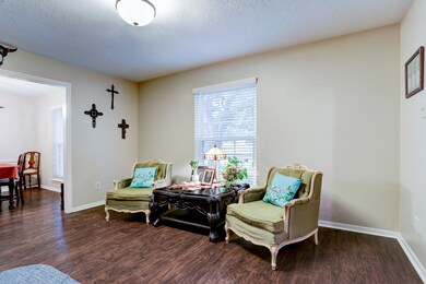 2416 Chelmsford Ct, Alvin, TX 77511 - photo 5