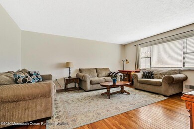 10-764KevinCt_009