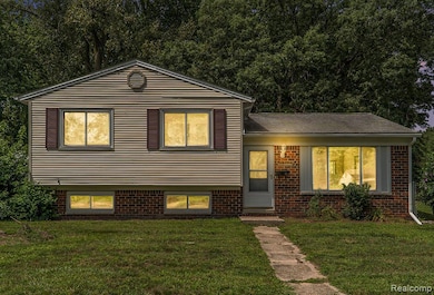 15702 Springhill St, Romulus, MI 48174 - photo 2