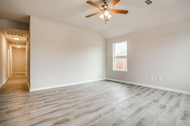 2907 Cardinal Dr unit A, Ennis, TX 75119 - photo 2
