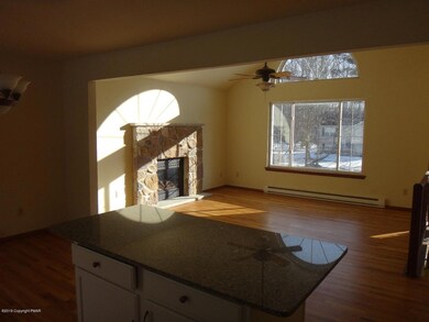 1111 Hunters Woods Dr, East Stroudsburg, PA 18301 - photo 4
