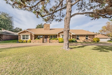 7100 Sparrow Point, Fort Worth, TX 76133 - photo 2