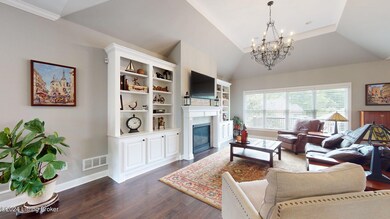 4-web-or-mls-1414 Aaron Creek Dr Louisvi