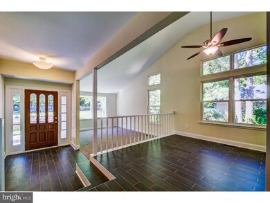 18 Harwood Dr, Voorhees, NJ 08043 - photo 4