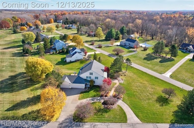 8211 Burleigh Rd, Grand Blanc, MI 48439 - photo 5