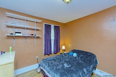 23 Knickerbocker Rd, Schenectady, NY 12302 - photo 6