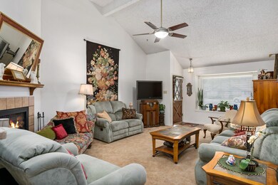 2601 Aquaduct Ct, Bedford, TX 76022 - photo 3