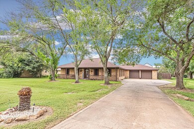 32234 Sky Lakes Dr, Waller, TX 77484 - photo 3