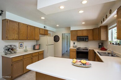 8161 N 1st Dr-11