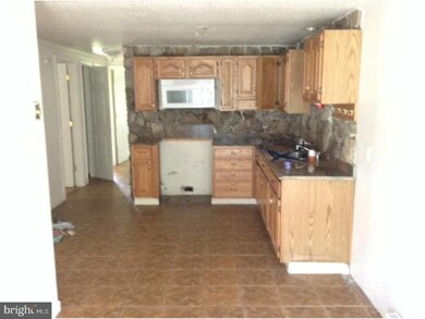 204 Gibbons Ct, Atco, NJ 08004 - photo 6