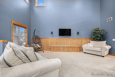 4 Living Room