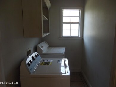 13 Pineview Dr, Natchez, MS 39120 - photo 4