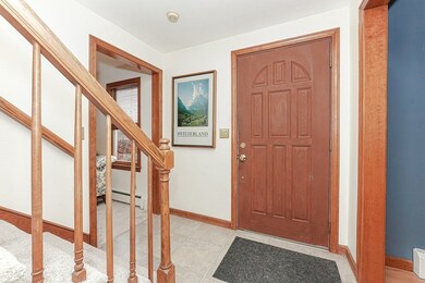 14 Reservoir Dr, Bellingham, MA 02019 - photo 3