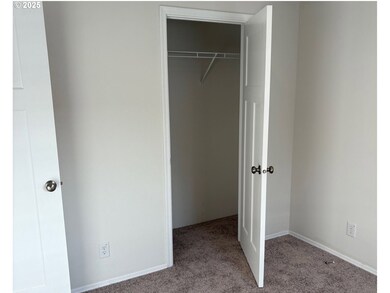 1025 S 6th St unit 78, Harrisburg, OR 97446 - photo 7