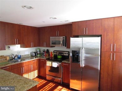 821 Harry St unit 101, Conshohocken, PA 19428 - photo 3