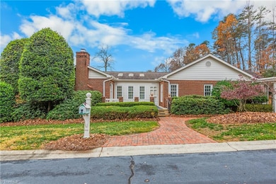 1001 Nuthatch Ct, High Point, NC 27262 - photo 4