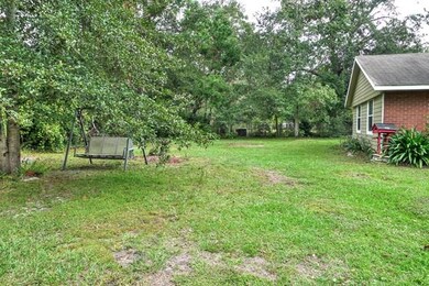 303 Newton Ave, Woodbine, GA 31569 - photo 4