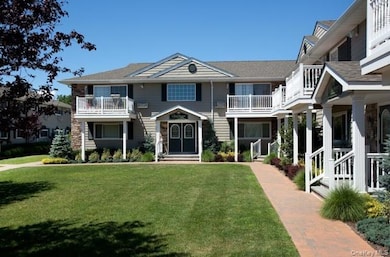 45 Golden Ave unit A04, Deer Park, NY 11729 - photo 3