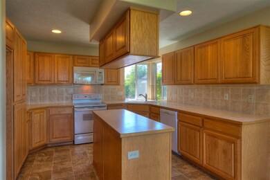 1113 N Wilcox St, Medical Lake, WA 99022 - photo 7