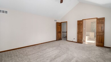 8 Crestview Dr, Oswego, IL 60543 - photo 2