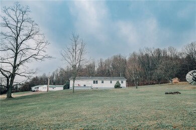 246 King Hill Rd, Indiana, PA 15701 - photo 2