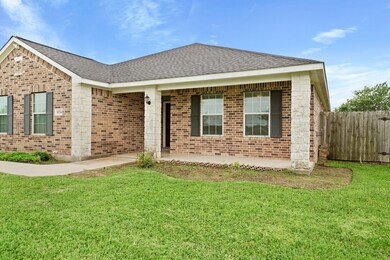 10714 Harry Dr, Needville, TX 77461 - photo 3