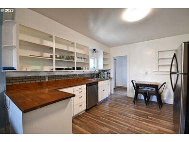 1108 Federal St, the Dalles, OR 97058 - photo 3