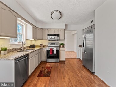 413 Beach Dr, Annapolis, MD 21403 - photo 6